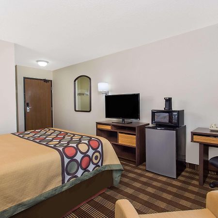 Super 8 By Wyndham Eau Claire I-94 Exterior foto