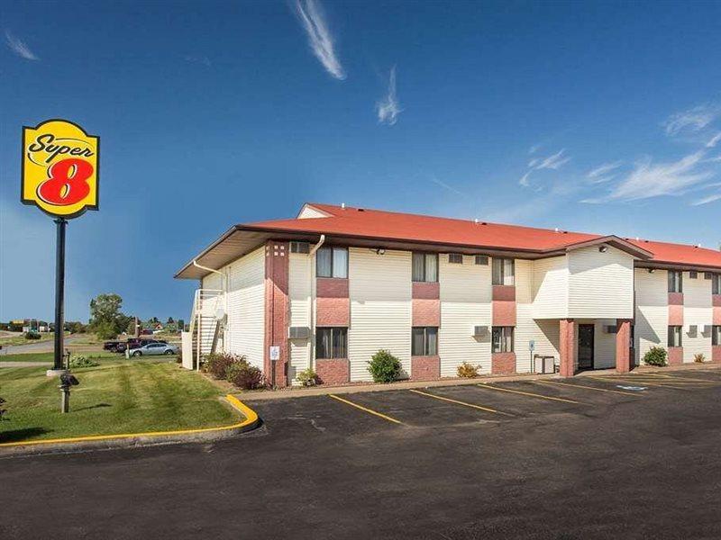 Super 8 By Wyndham Eau Claire I-94 Exterior foto