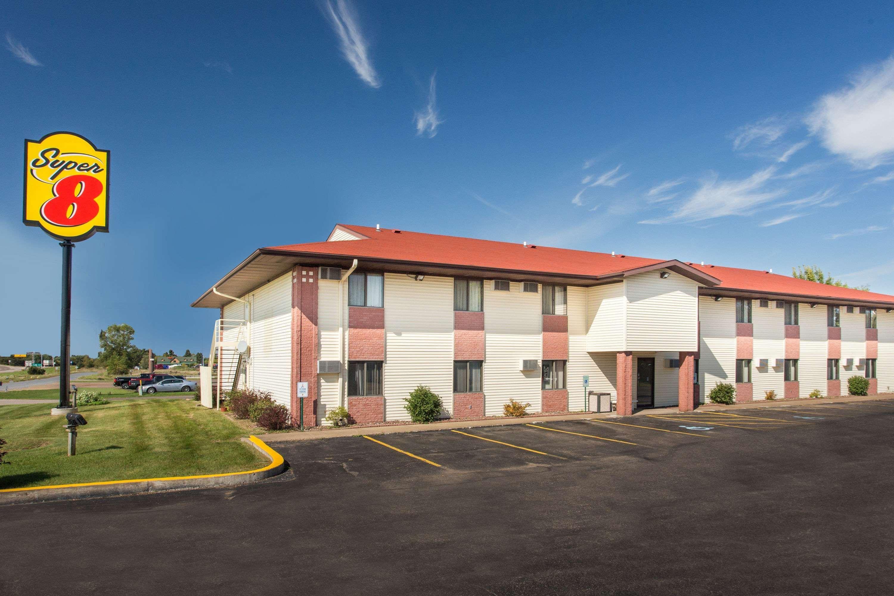 Super 8 By Wyndham Eau Claire I-94 Exterior foto