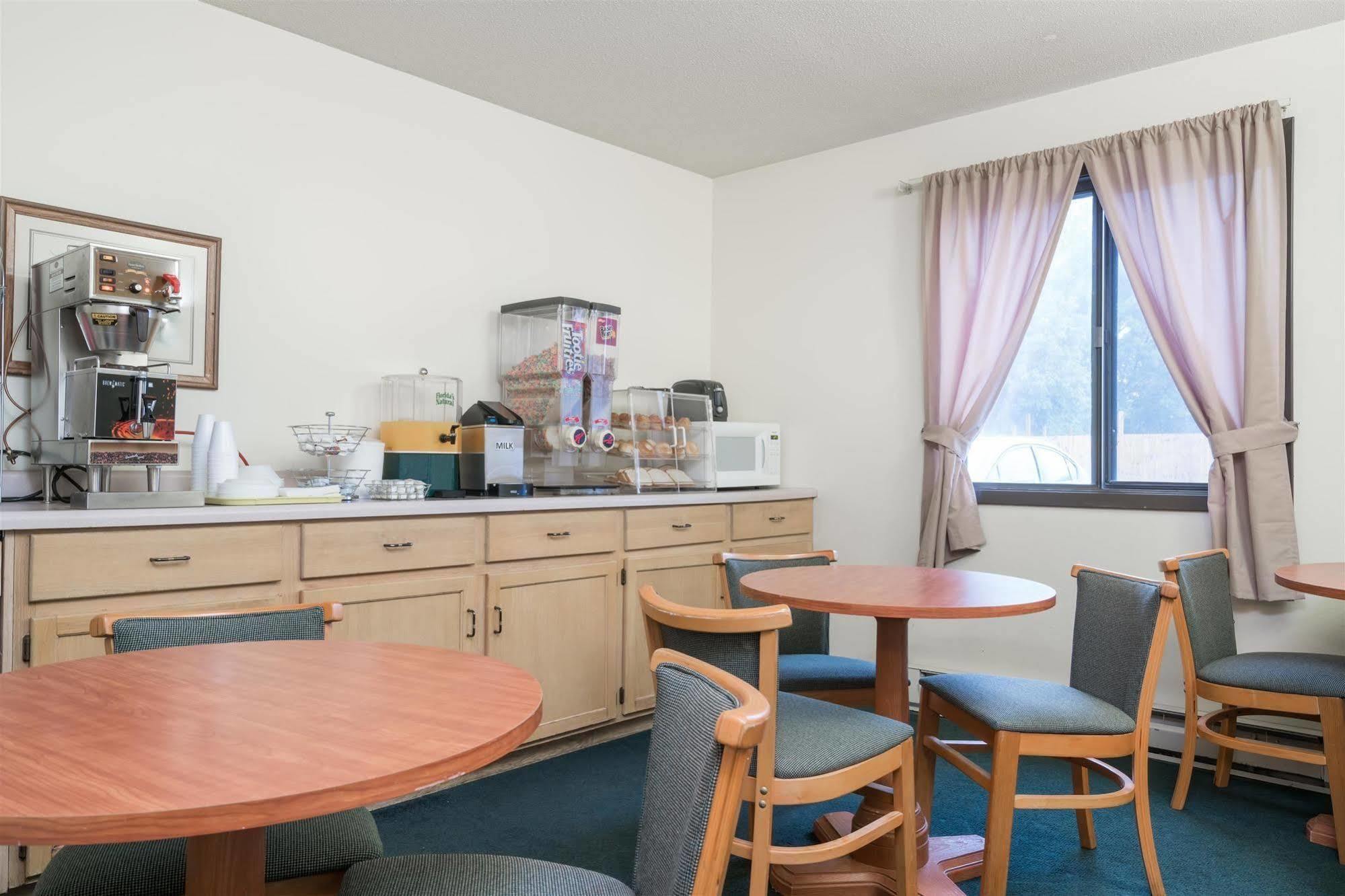 Super 8 By Wyndham Eau Claire I-94 Exterior foto